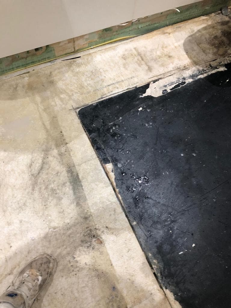 Bathroom Refurbishment — image 4